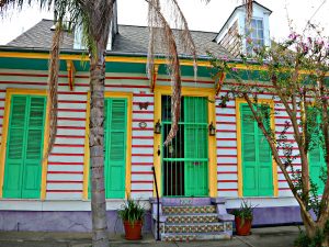 Colorful Bywater Real Estate in New Orleans